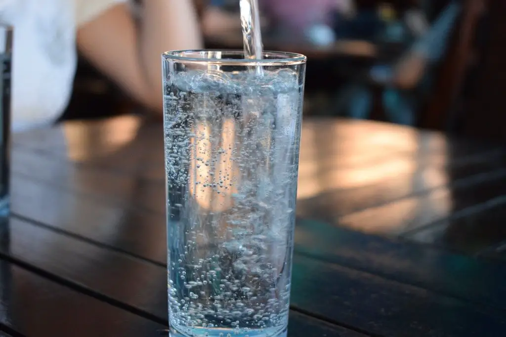 Wasser Trinkwasser Glas Trinkwasserpumpe Mineralwasser